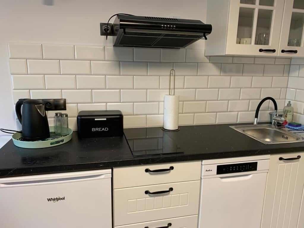 Wiejska 21 Apartmán