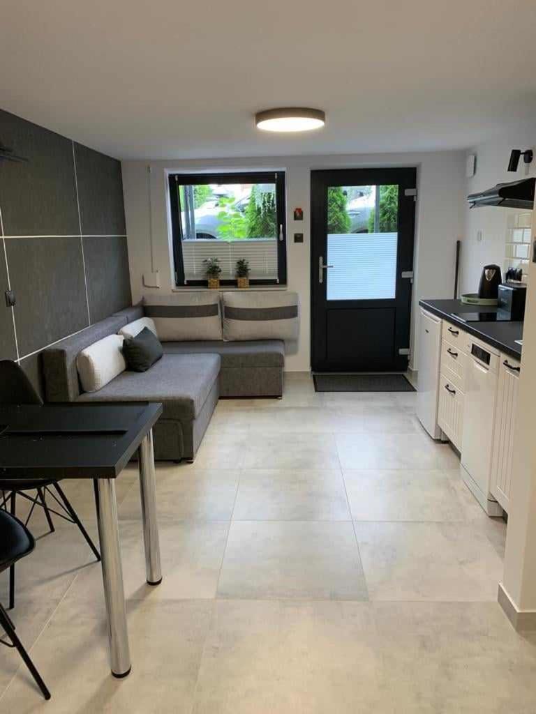 Wiejska 21 Apartmán *